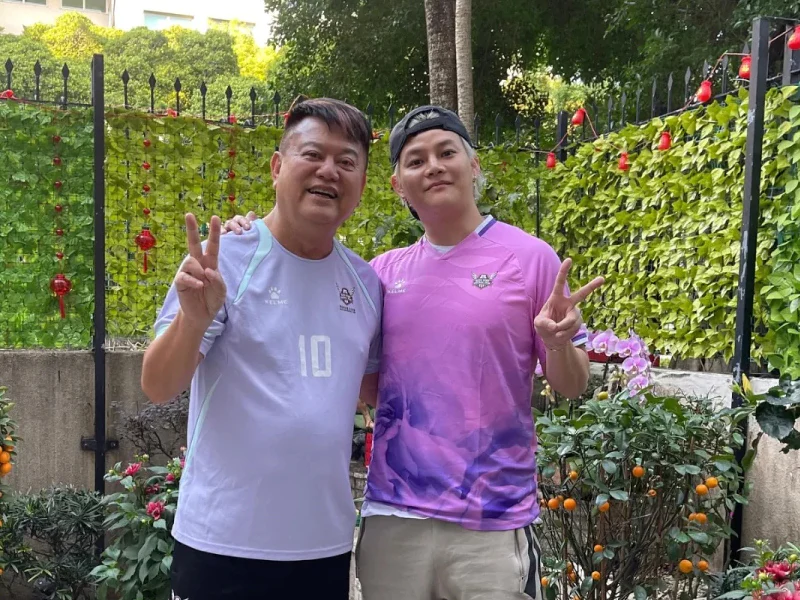 吳保錡與陳百祥